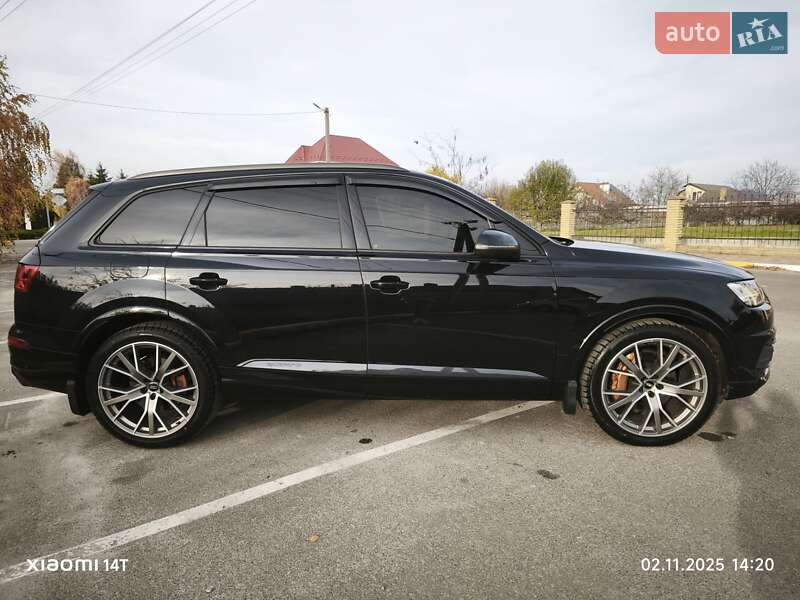 Позашляховик / Кросовер Audi Q7 2019 в Києві