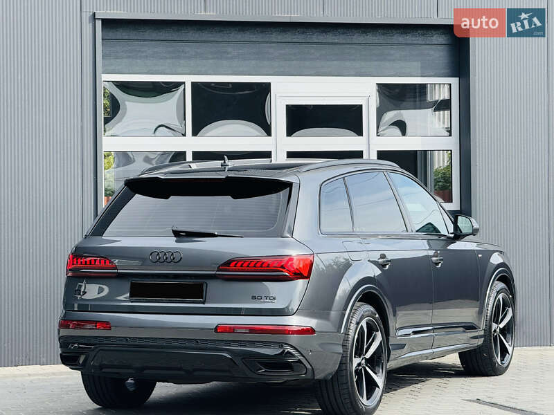 Внедорожник / Кроссовер Audi Q7 2020 в Мукачево