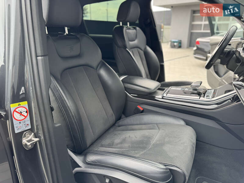 Внедорожник / Кроссовер Audi Q7 2020 в Мукачево