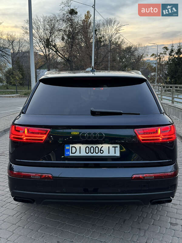 Позашляховик / Кросовер Audi Q7 2016 в Києві фото 24 Позашляховик / Кросовер Audi Q7 2016 в Києві