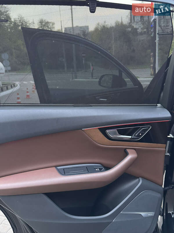 Позашляховик / Кросовер Audi Q7 2016 в Києві фото 61 Позашляховик / Кросовер Audi Q7 2016 в Києві