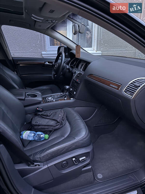 Внедорожник / Кроссовер Audi Q7 2011 в Тернополе