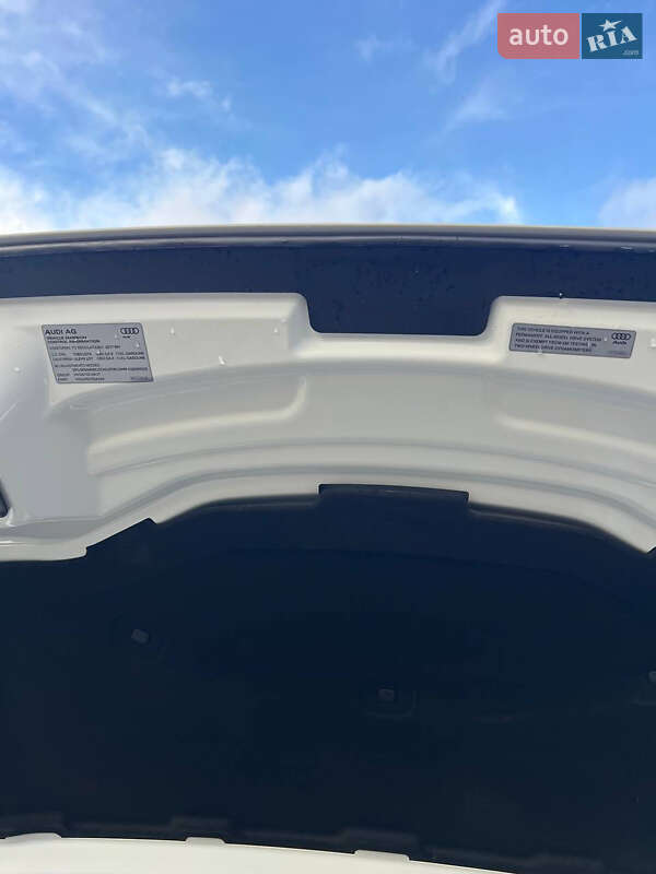 Позашляховик / Кросовер Audi Q7 2016 в Львові