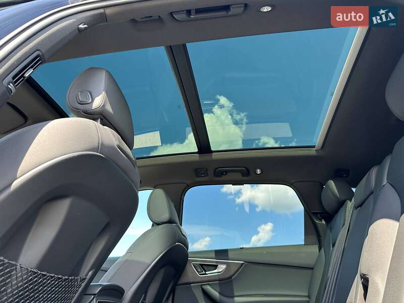Позашляховик / Кросовер Audi Q7 2019 в Києві