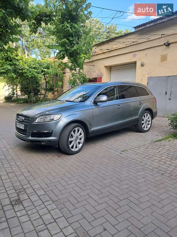 Позашляховик / Кросовер Audi Q7 2006 в Ізмаїлі фото 14 Позашляховик / Кросовер Audi Q7 2006 в Ізмаїлі