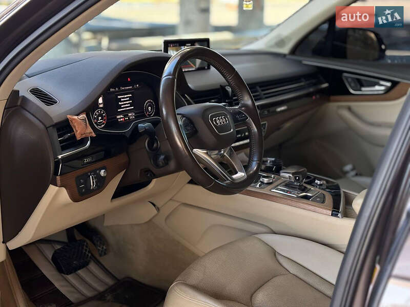 Позашляховик / Кросовер Audi Q7 2016 в Харкові фото 10 Позашляховик / Кросовер Audi Q7 2016 в Харкові