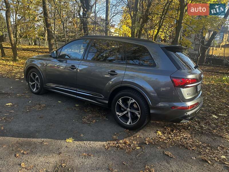 Позашляховик / Кросовер Audi Q7 2020 в Львові фото 5 Позашляховик / Кросовер Audi Q7 2020 в Львові