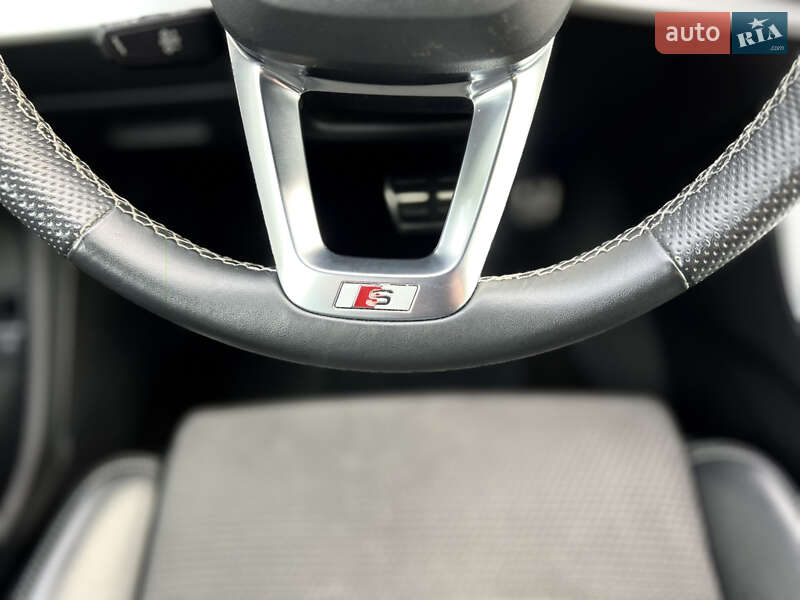 Позашляховик / Кросовер Audi Q7 2022 в Львові