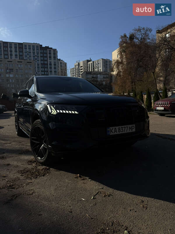 Внедорожник / Кроссовер Audi Q7 2021 в Киеве фото 3 Внедорожник / Кроссовер Audi Q7 2021 в Киеве