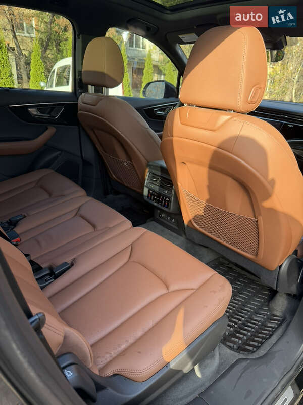 Внедорожник / Кроссовер Audi Q7 2021 в Киеве фото 22 Внедорожник / Кроссовер Audi Q7 2021 в Киеве