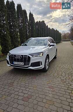 Позашляховик / Кросовер Audi Q7 2021 в Луцьку