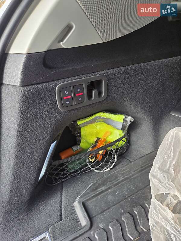 Позашляховик / Кросовер Audi Q7 2021 в Луцьку