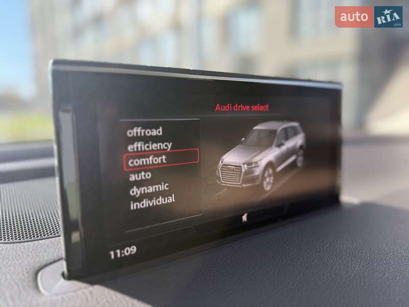 Внедорожник / Кроссовер Audi Q7 2016 в Киеве