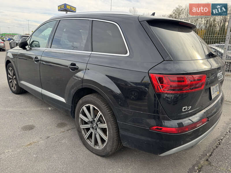 Позашляховик / Кросовер Audi Q7 2017 в Львові фото 6 Позашляховик / Кросовер Audi Q7 2017 в Львові