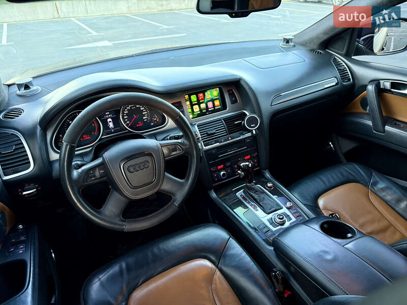 Внедорожник / Кроссовер Audi Q7 2010 в Киеве