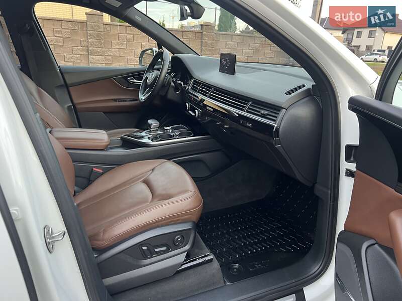 Внедорожник / Кроссовер Audi Q7 2017 в Ровно фото 20 Внедорожник / Кроссовер Audi Q7 2017 в Ровно