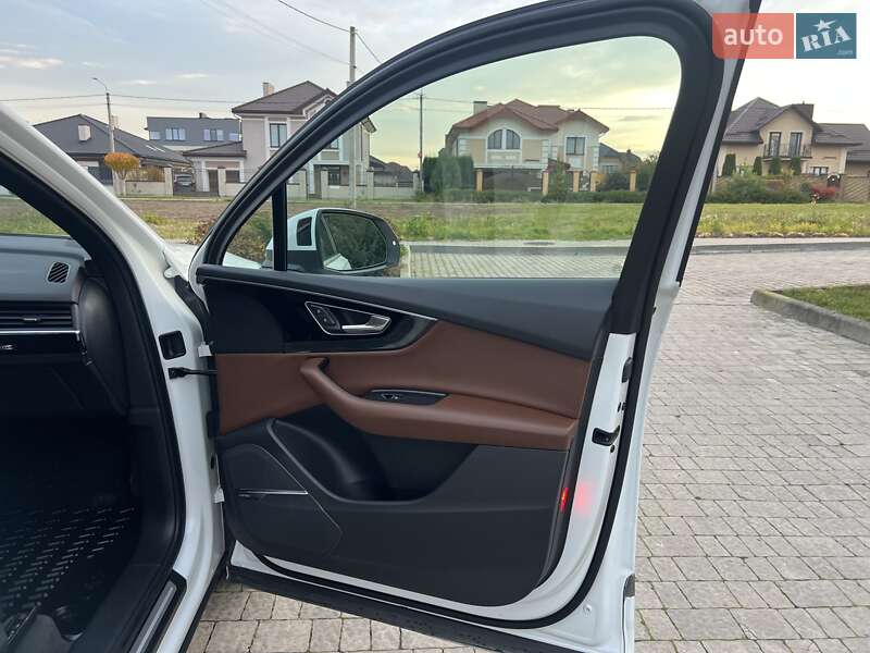 Внедорожник / Кроссовер Audi Q7 2017 в Ровно фото 59 Внедорожник / Кроссовер Audi Q7 2017 в Ровно