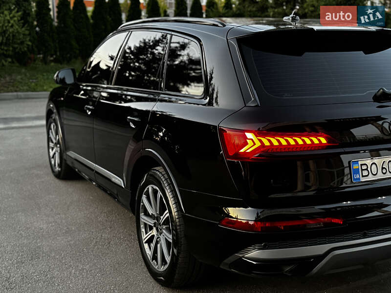 Позашляховик / Кросовер Audi Q7 2021 в Тернополі фото 27 Позашляховик / Кросовер Audi Q7 2021 в Тернополі
