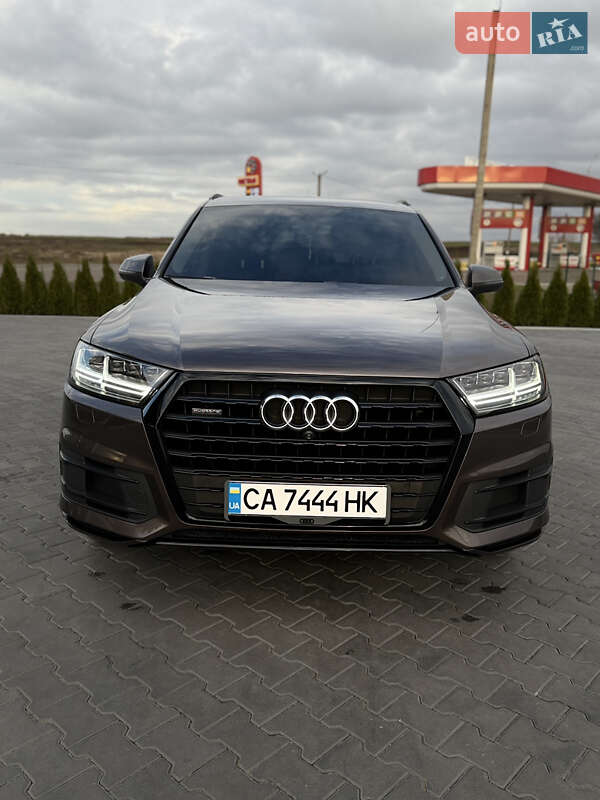 Внедорожник / Кроссовер Audi Q7 2016 в Одессе фото Внедорожник / Кроссовер Audi Q7 2016 в Одессе