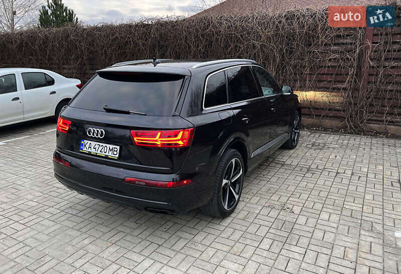 Позашляховик / Кросовер Audi Q7 2018 в Києві фото 10 Позашляховик / Кросовер Audi Q7 2018 в Києві