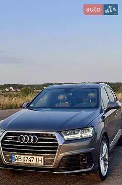 Позашляховик / Кросовер Audi Q7 2017 в Вінниці