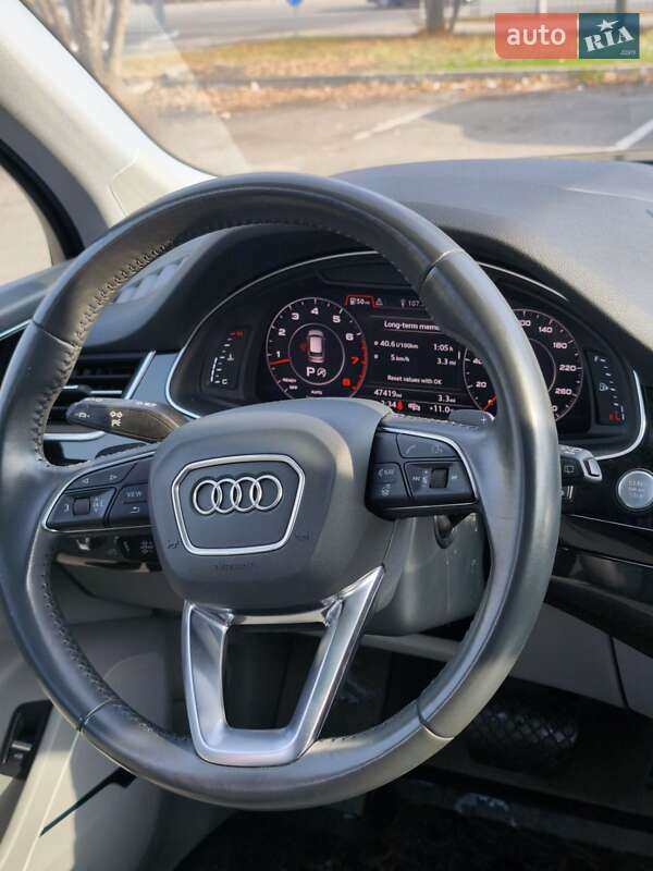 Внедорожник / Кроссовер Audi Q7 2018 в Днепре
