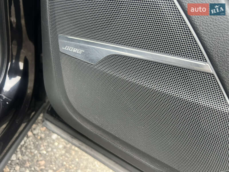 Внедорожник / Кроссовер Audi Q7 2016 в Киеве