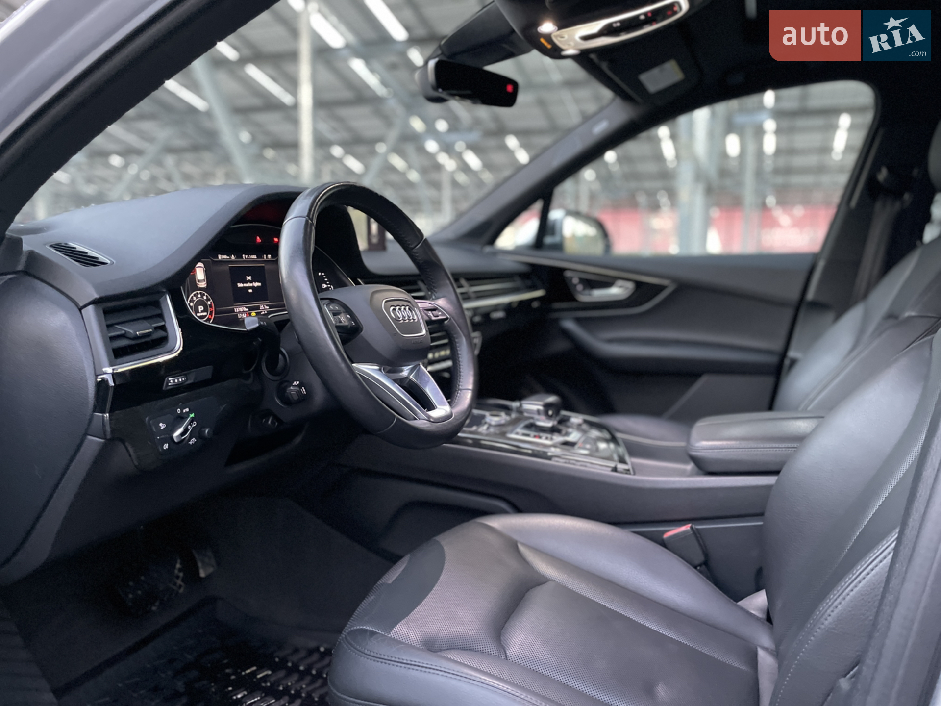 2017 Audi Q7 - мініатюра 12