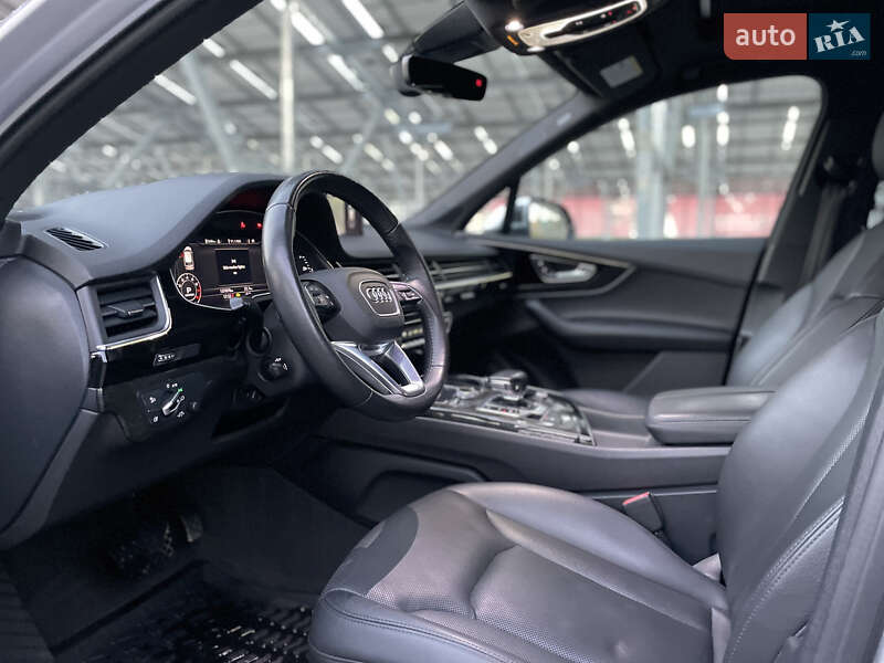 Внедорожник / Кроссовер Audi Q7 2017 в Львове фото 12 Внедорожник / Кроссовер Audi Q7 2017 в Львове