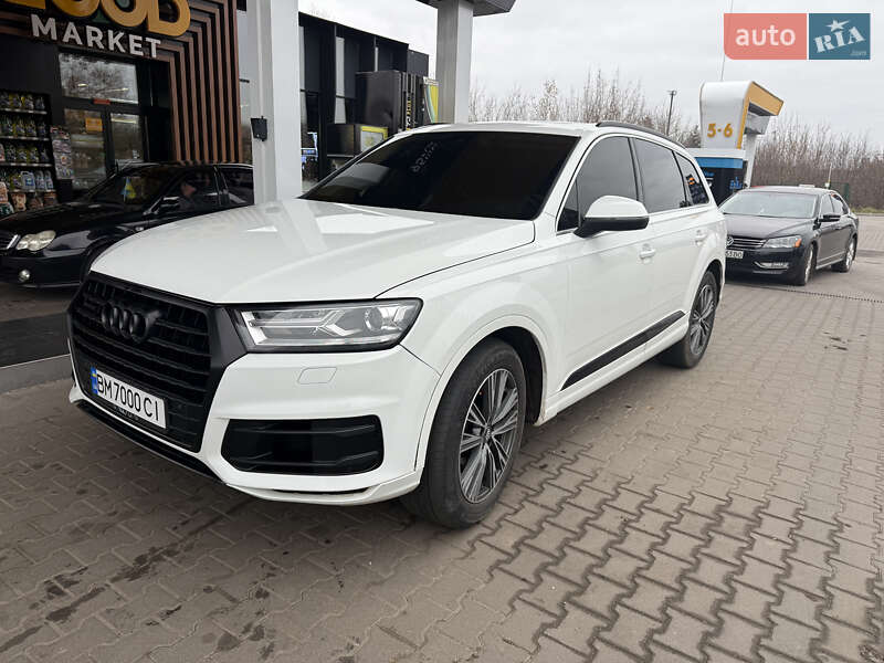 Позашляховик / Кросовер Audi Q7 2017 в Полтаві