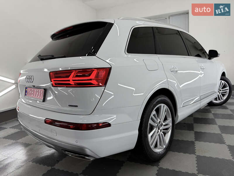 Внедорожник / Кроссовер Audi Q7 2018 в Трускавце