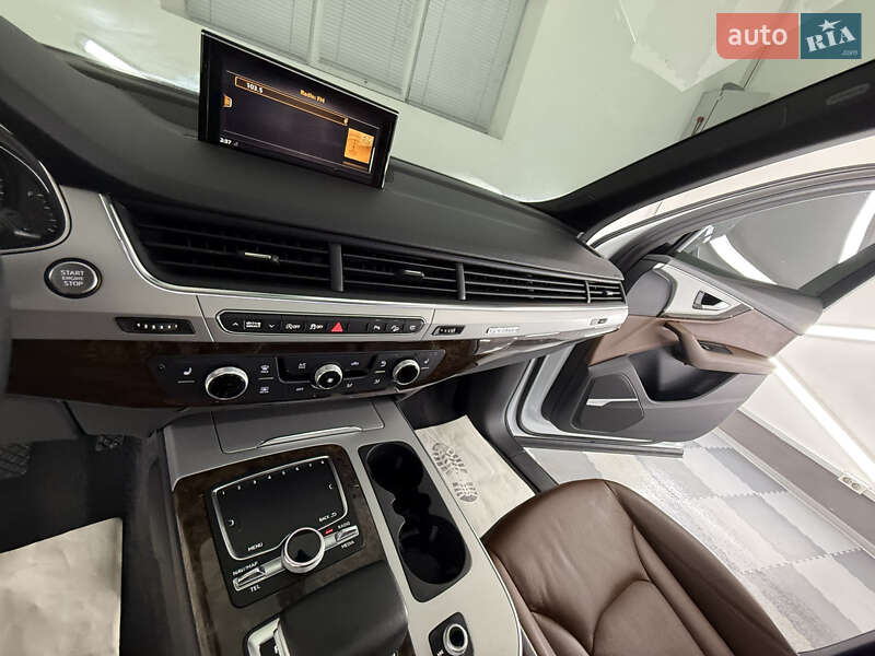 Внедорожник / Кроссовер Audi Q7 2018 в Трускавце