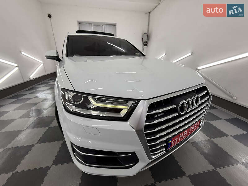 Внедорожник / Кроссовер Audi Q7 2018 в Трускавце