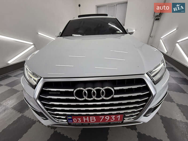 Внедорожник / Кроссовер Audi Q7 2018 в Трускавце