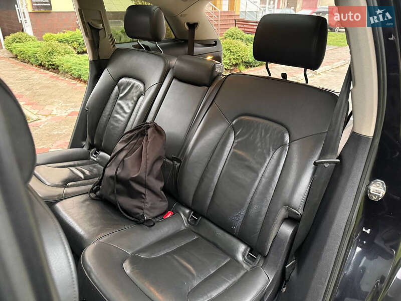 Позашляховик / Кросовер Audi Q7 2010 в Кам'янець-Подільському