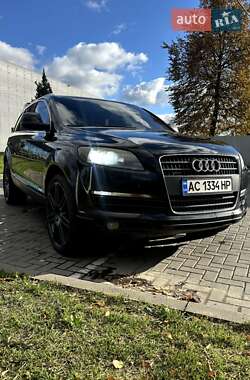 Позашляховик / Кросовер Audi Q7 2007 в Львові