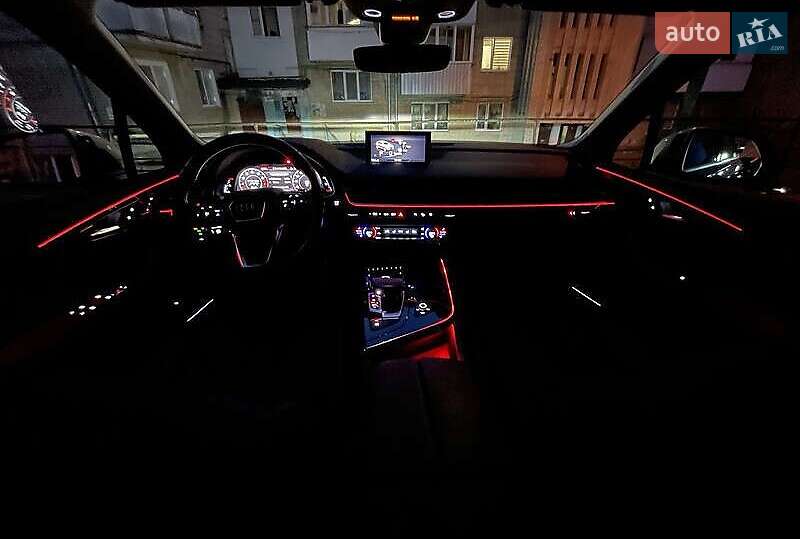 Позашляховик / Кросовер Audi Q7 2017 в Івано-Франківську фото 18 Позашляховик / Кросовер Audi Q7 2017 в Івано-Франківську