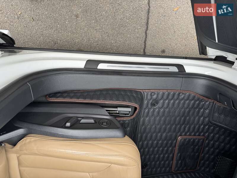 Позашляховик / Кросовер Audi Q7 2020 в Одесі