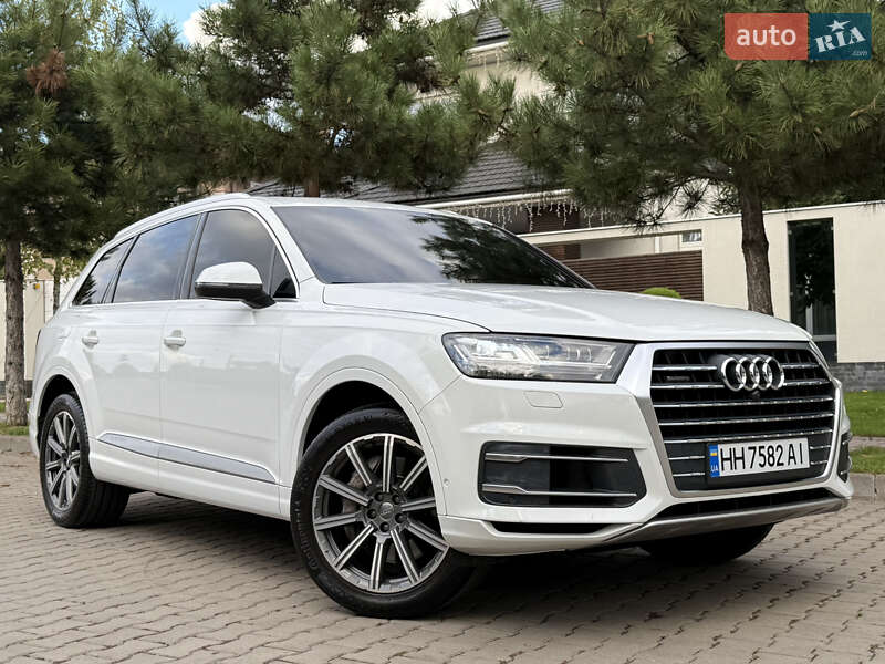 Позашляховик / Кросовер Audi Q7 2018 в Одесі