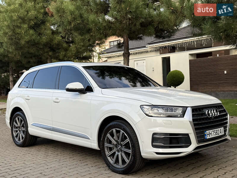 Позашляховик / Кросовер Audi Q7 2018 в Одесі
