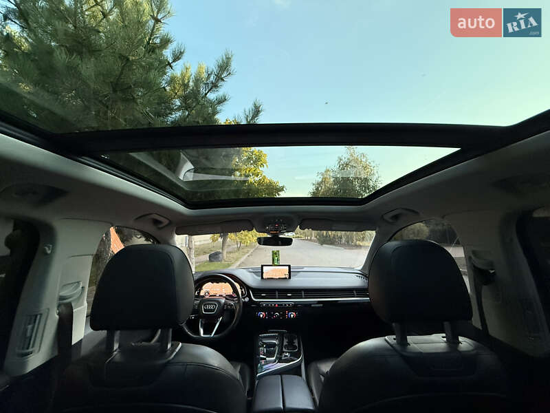 Позашляховик / Кросовер Audi Q7 2018 в Одесі