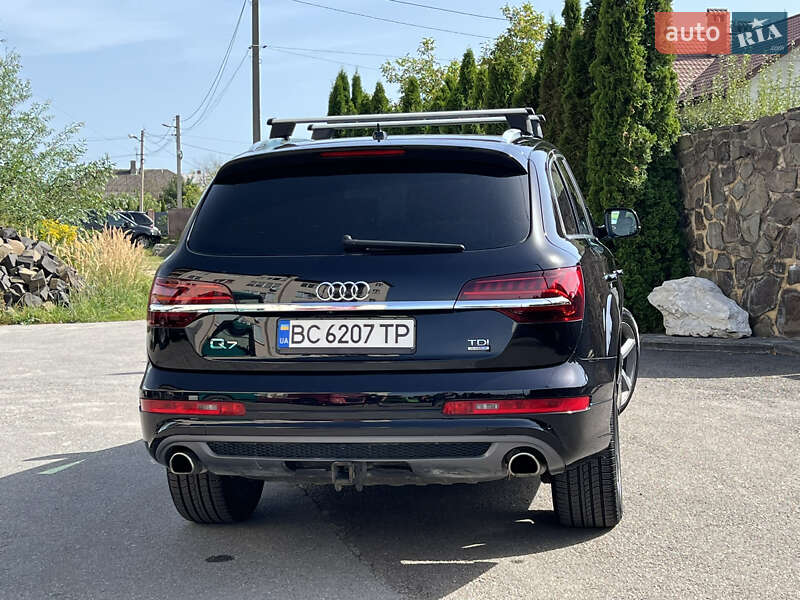 Позашляховик / Кросовер Audi Q7 2014 в Самборі