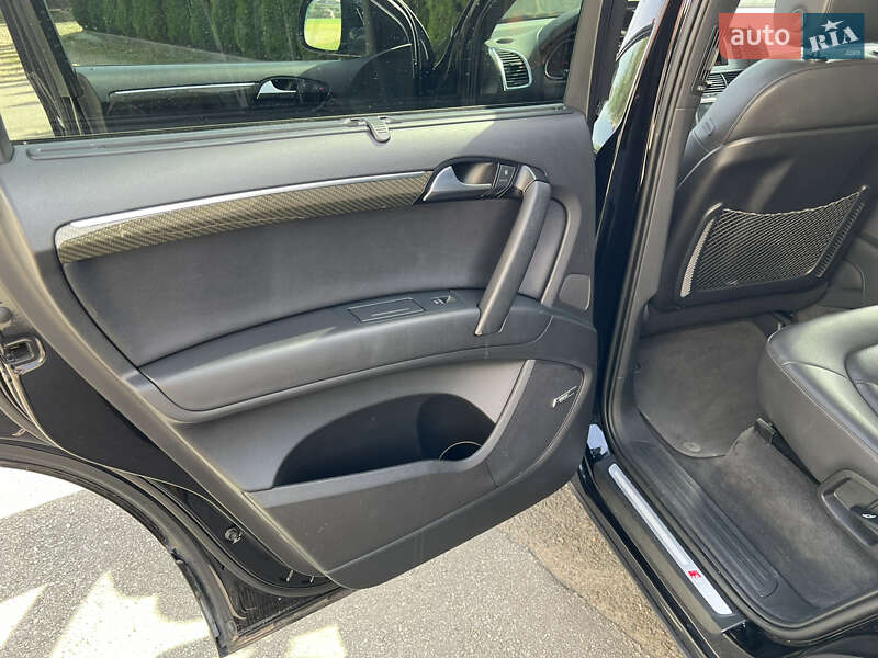 Позашляховик / Кросовер Audi Q7 2014 в Самборі