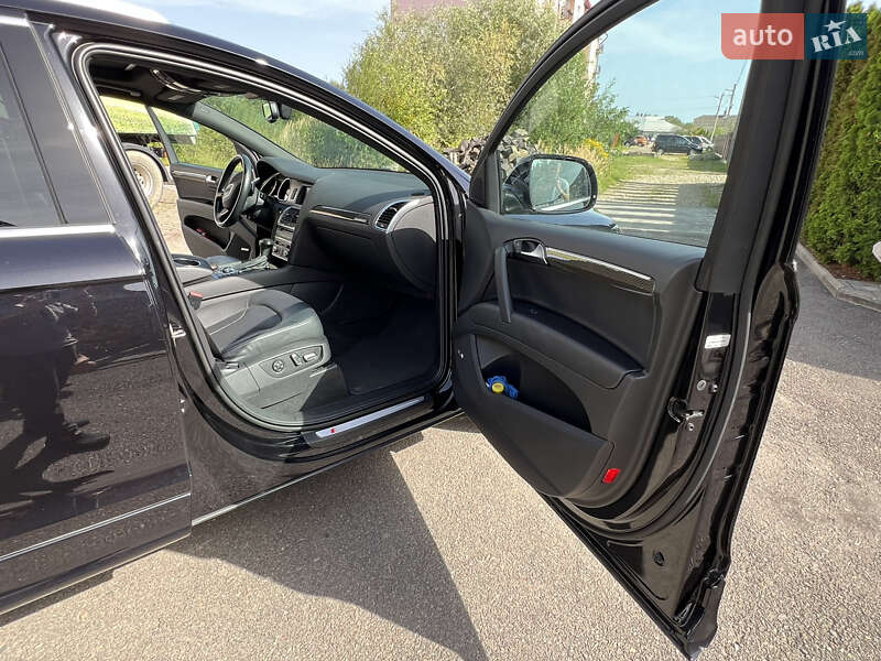 Позашляховик / Кросовер Audi Q7 2014 в Самборі