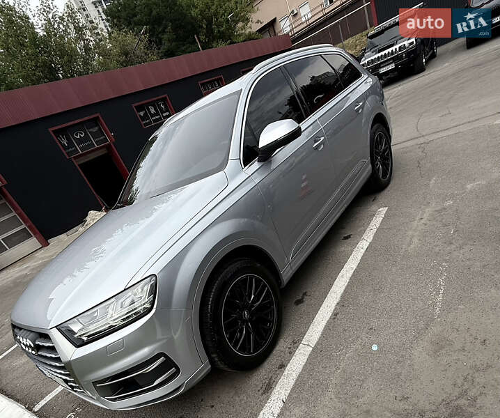 Внедорожник / Кроссовер Audi Q7 2019 в Киеве фото 2 Внедорожник / Кроссовер Audi Q7 2019 в Киеве