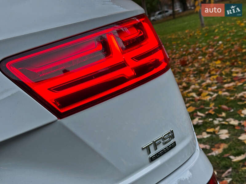 Внедорожник / Кроссовер Audi Q7 2016 в Киеве