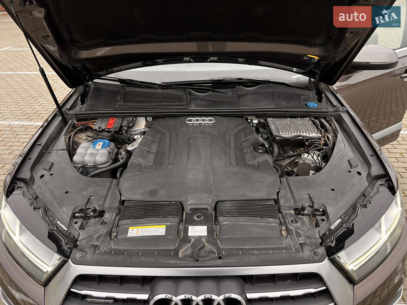 Внедорожник / Кроссовер Audi Q7 2016 в Тернополе