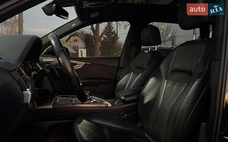 Позашляховик / Кросовер Audi Q7 2015 в Коломиї