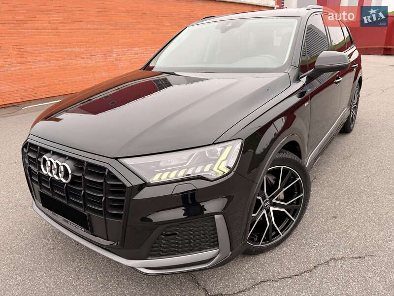 Позашляховик / Кросовер Audi Q7 2022 в Києві фото 18 Позашляховик / Кросовер Audi Q7 2022 в Києві