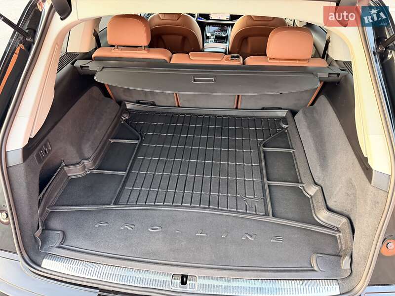 Позашляховик / Кросовер Audi Q7 2022 в Києві фото 50 Позашляховик / Кросовер Audi Q7 2022 в Києві